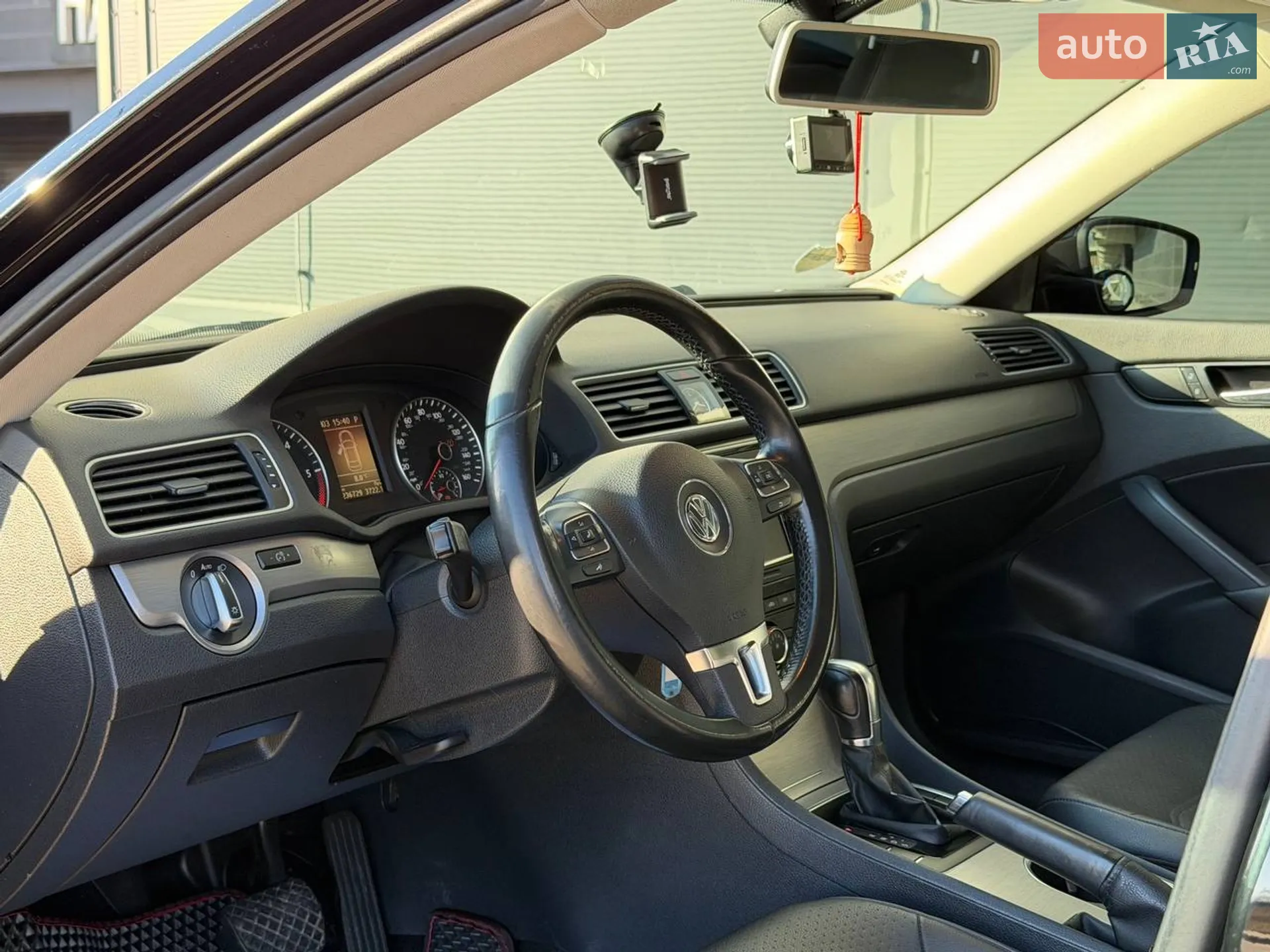 2015 Volkswagen Passat - мініатюра 17