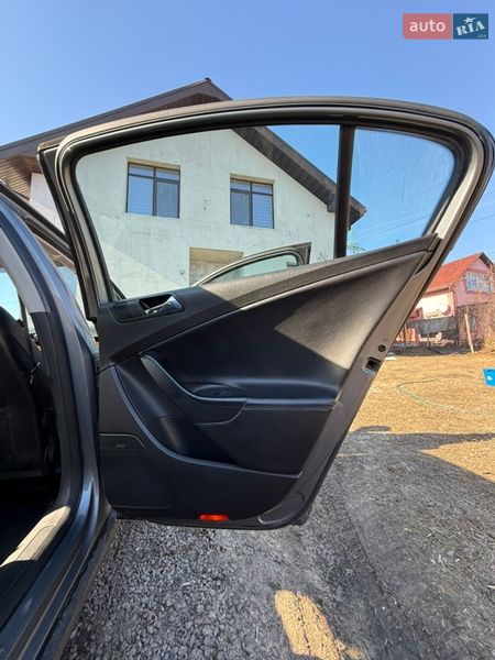 Седан Volkswagen Passat 2007 в Вышгороде