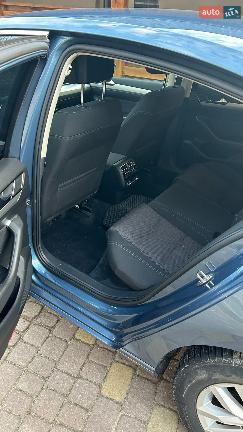 2017 Volkswagen Passat - мініатюра 5