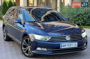 Универсал Volkswagen Passat 2017 в Киеве