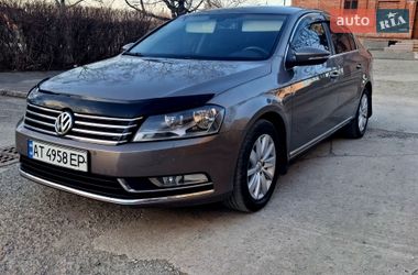 Седан Volkswagen Passat 2011 в Івано-Франківську