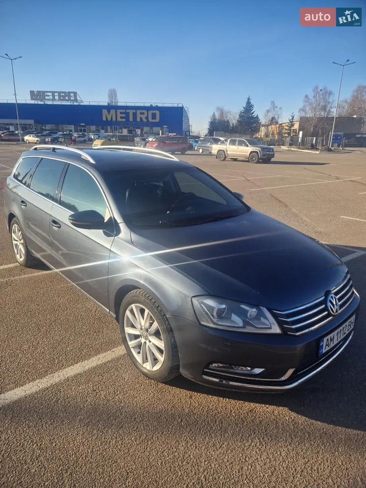 2013 Volkswagen Passat - мініатюра 25