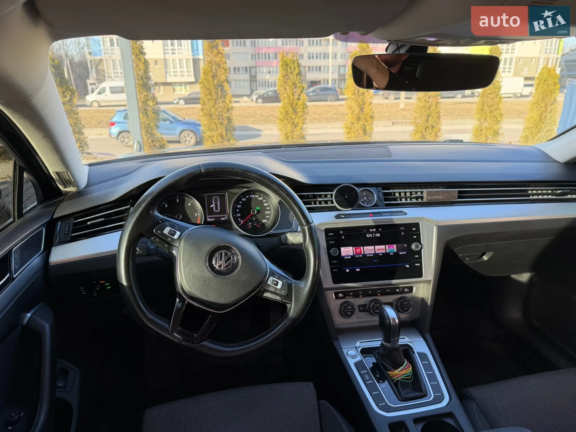 2017 Volkswagen Passat - мініатюра 12
