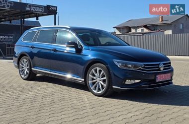 Универсал Volkswagen Passat 2019 в Луцке