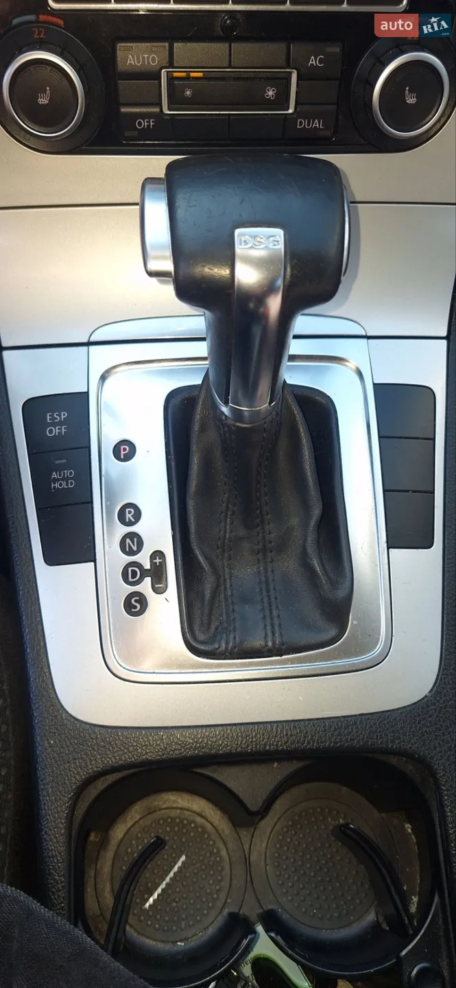 2010 Volkswagen Passat - мініатюра 20