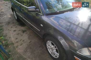 Седан Volkswagen Passat 2004 в Полтаві