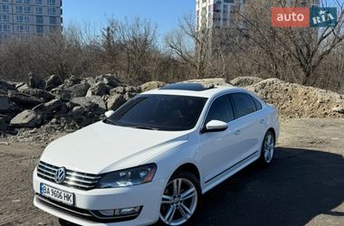 Седан Volkswagen Passat 2012 в Києві