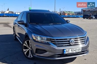 Седан Volkswagen Passat 2021 в Харькове