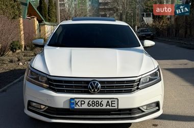 Седан Volkswagen Passat 2017 в Запорожье