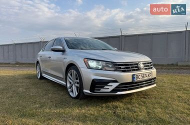 Седан Volkswagen Passat 2017 в Львові