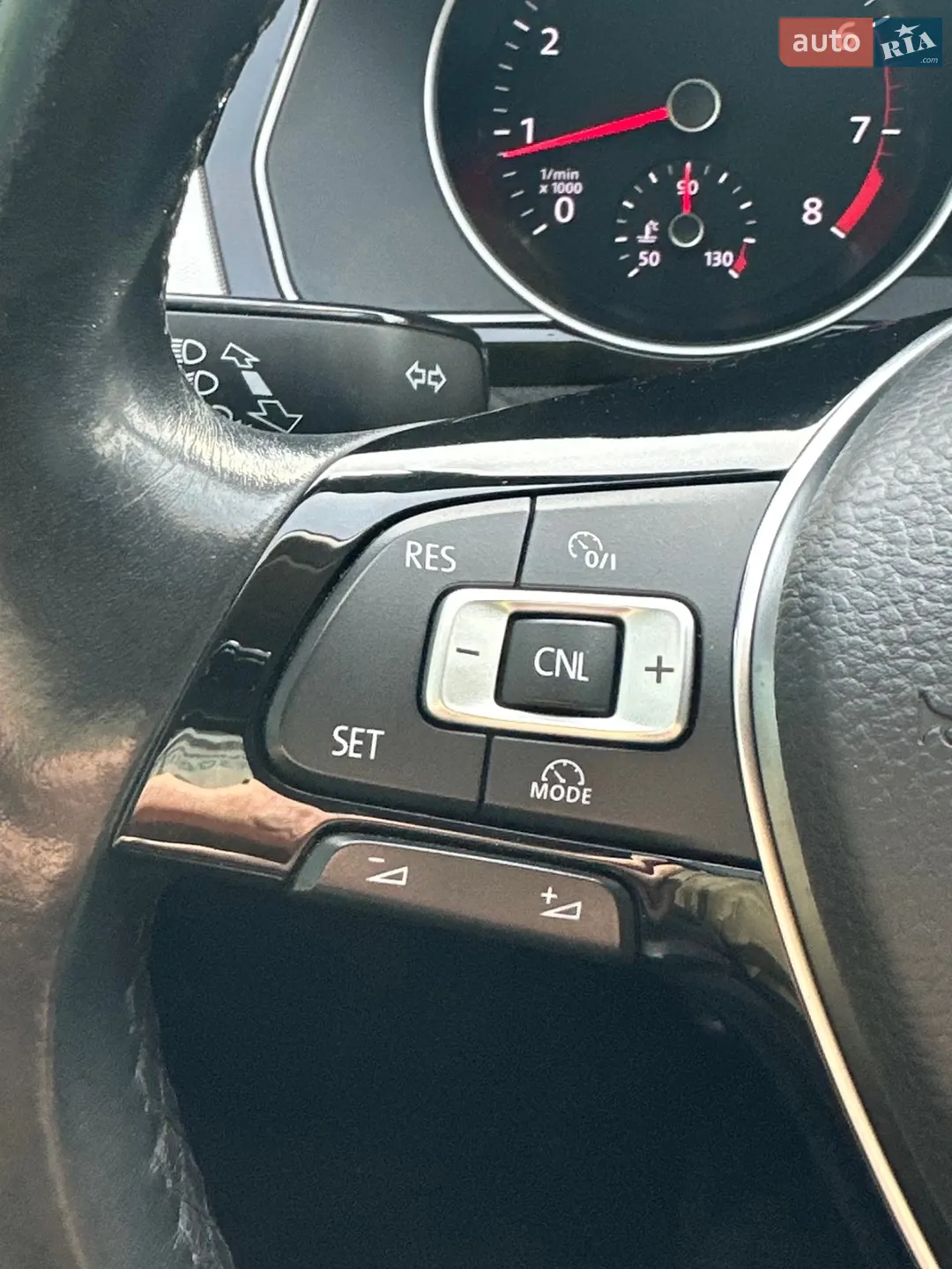 2015 Volkswagen Passat - мініатюра 40