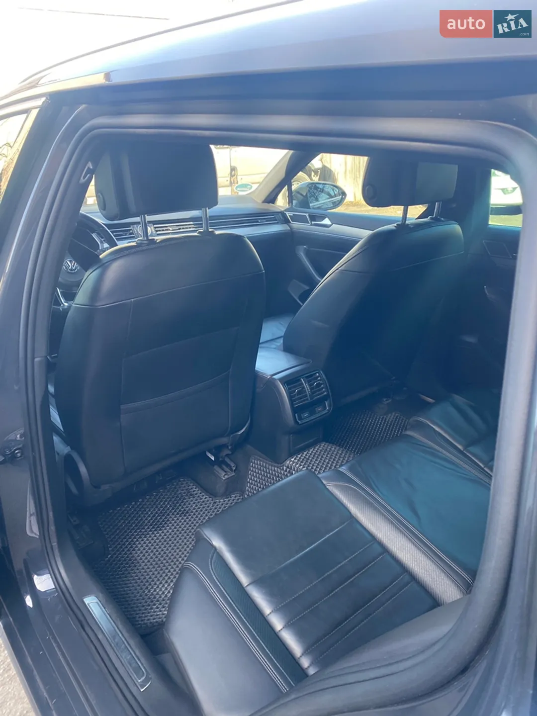 2019 Volkswagen Passat - мініатюра 4