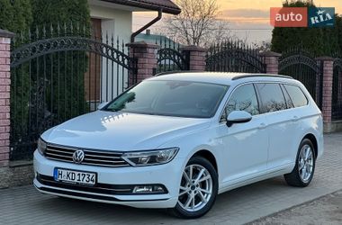 Универсал Volkswagen Passat 2016 в Стрые