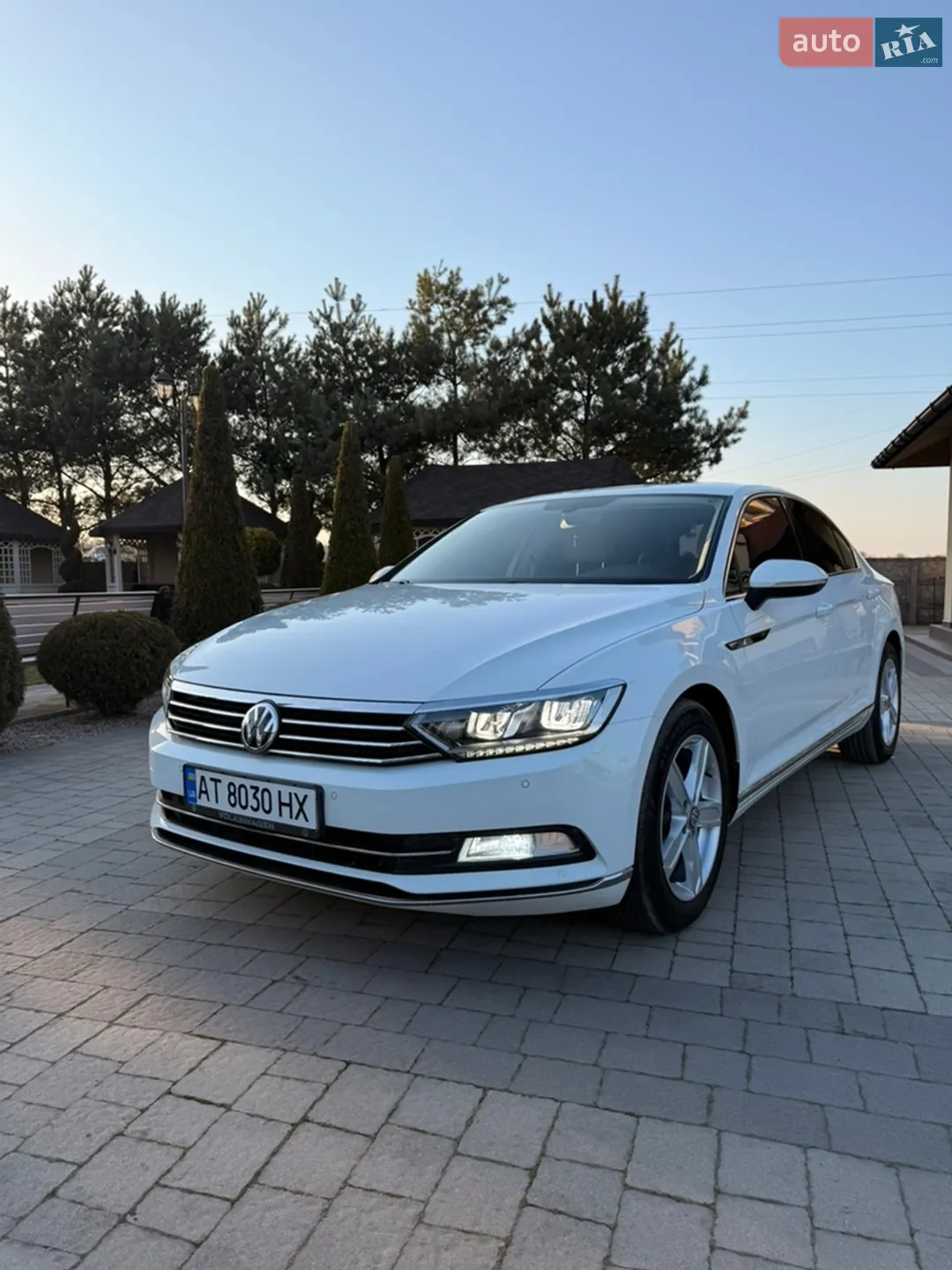 2016 Volkswagen Passat - мініатюра 3