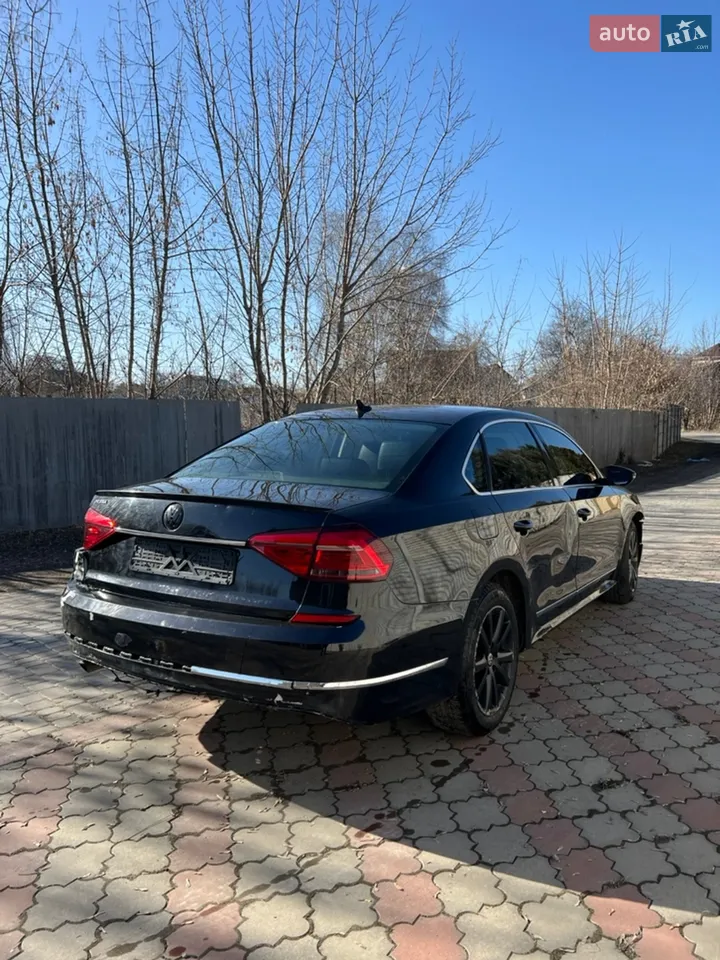 2015 Volkswagen Passat - мініатюра 19