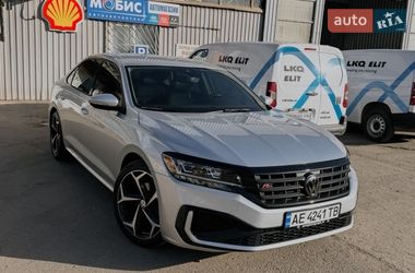 Седан Volkswagen Passat 2020 в Кривом Роге