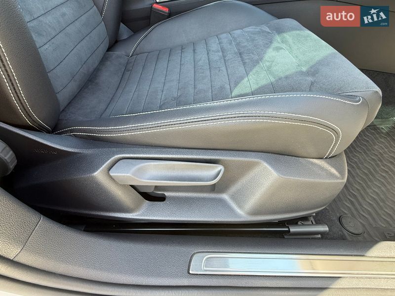 Универсал Volkswagen Passat 2022 в Луцке