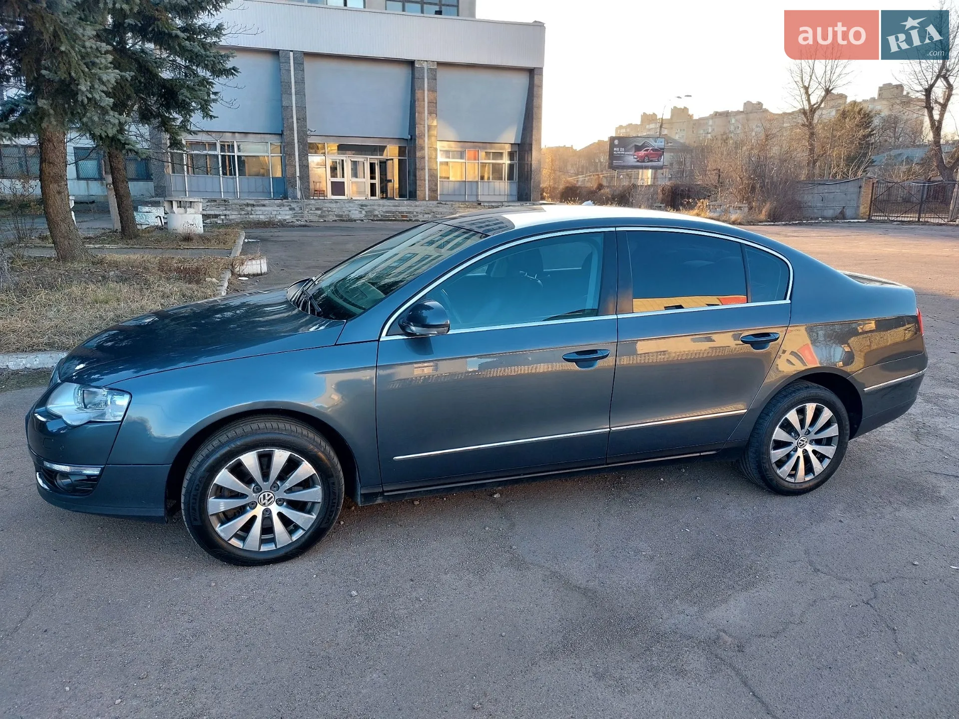 2010 Volkswagen Passat - мініатюра 14