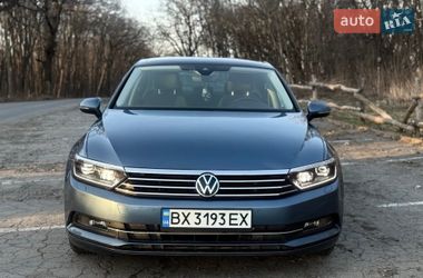 Седан Volkswagen Passat 2016 в Хмельницькому