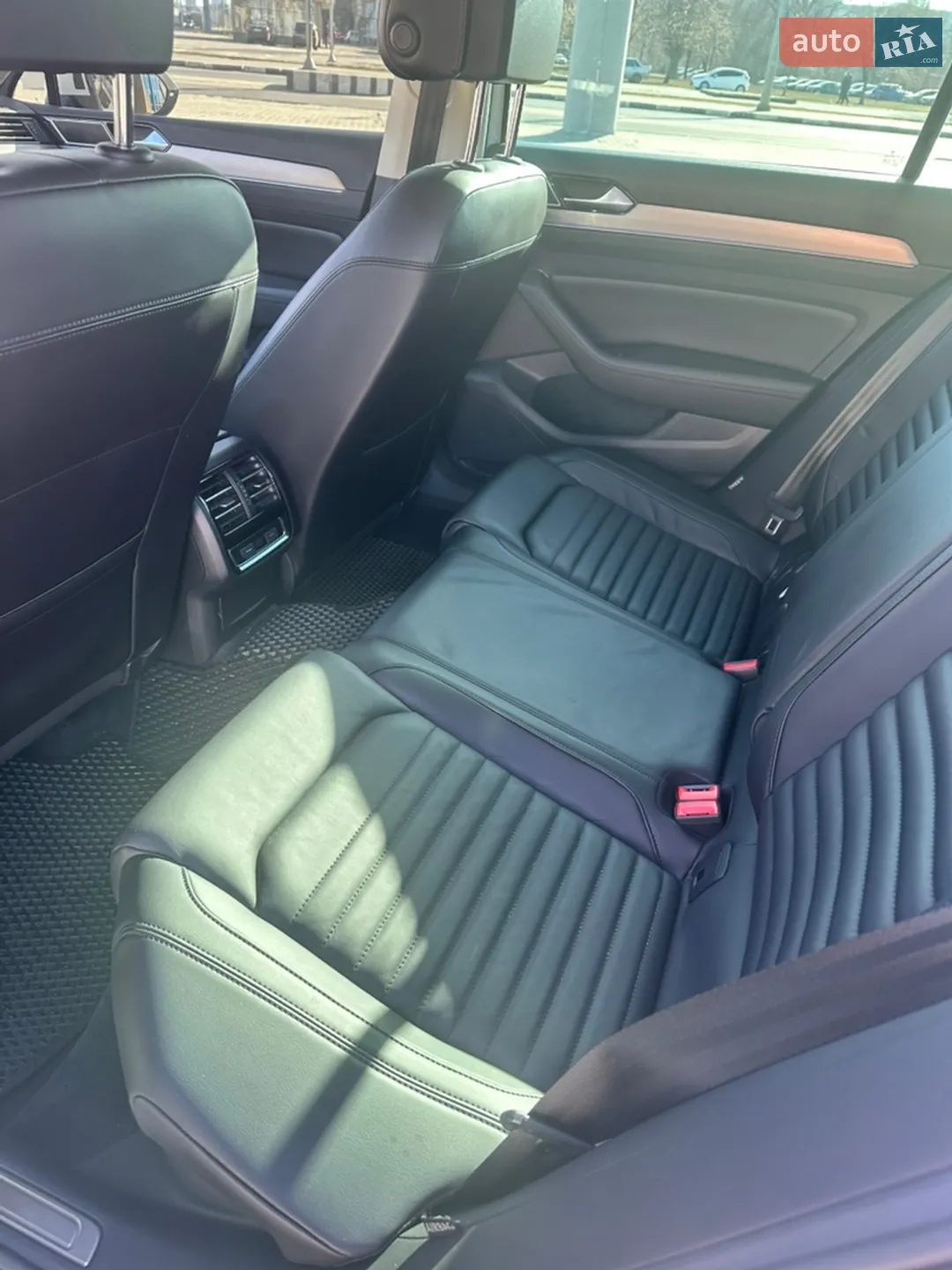 2018 Volkswagen Passat - мініатюра 14