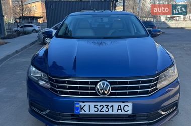 Седан Volkswagen Passat 2016 в Фастові
