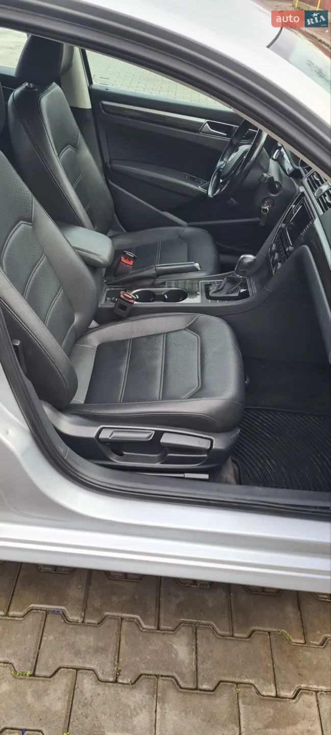 2016 Volkswagen Passat - мініатюра 20