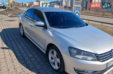 Седан Volkswagen Passat 2013 в Хмельницькому