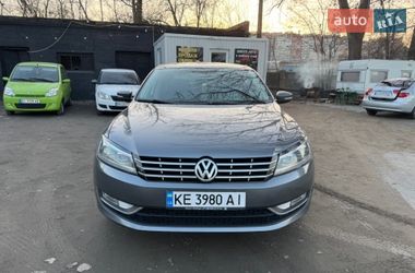 Седан Volkswagen Passat 2014 в Днепре