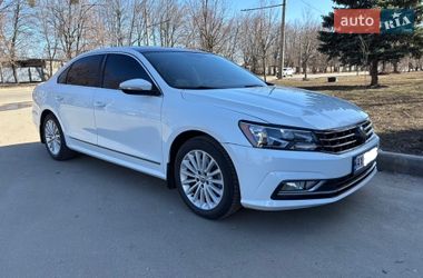 Седан Volkswagen Passat 2016 в Харькове