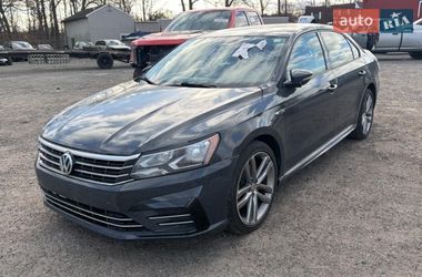 Седан Volkswagen Passat 2018 в Вінниці