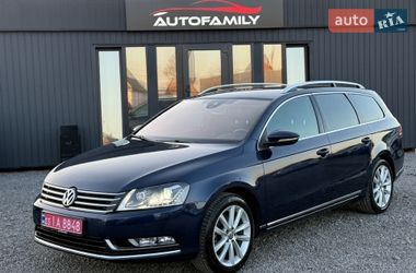 Універсал Volkswagen Passat 2012 в Старокостянтинові