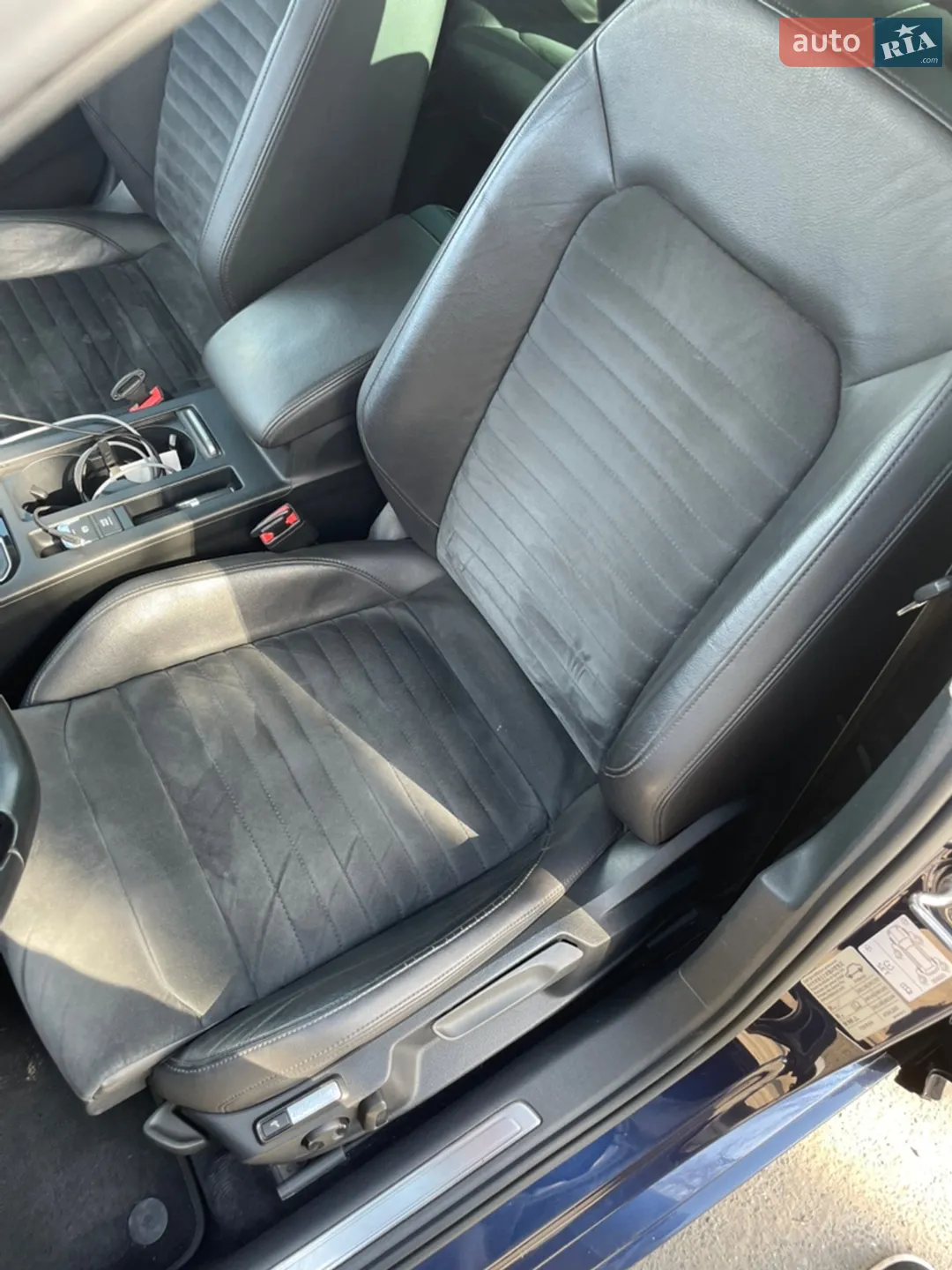 2016 Volkswagen Passat - мініатюра 32