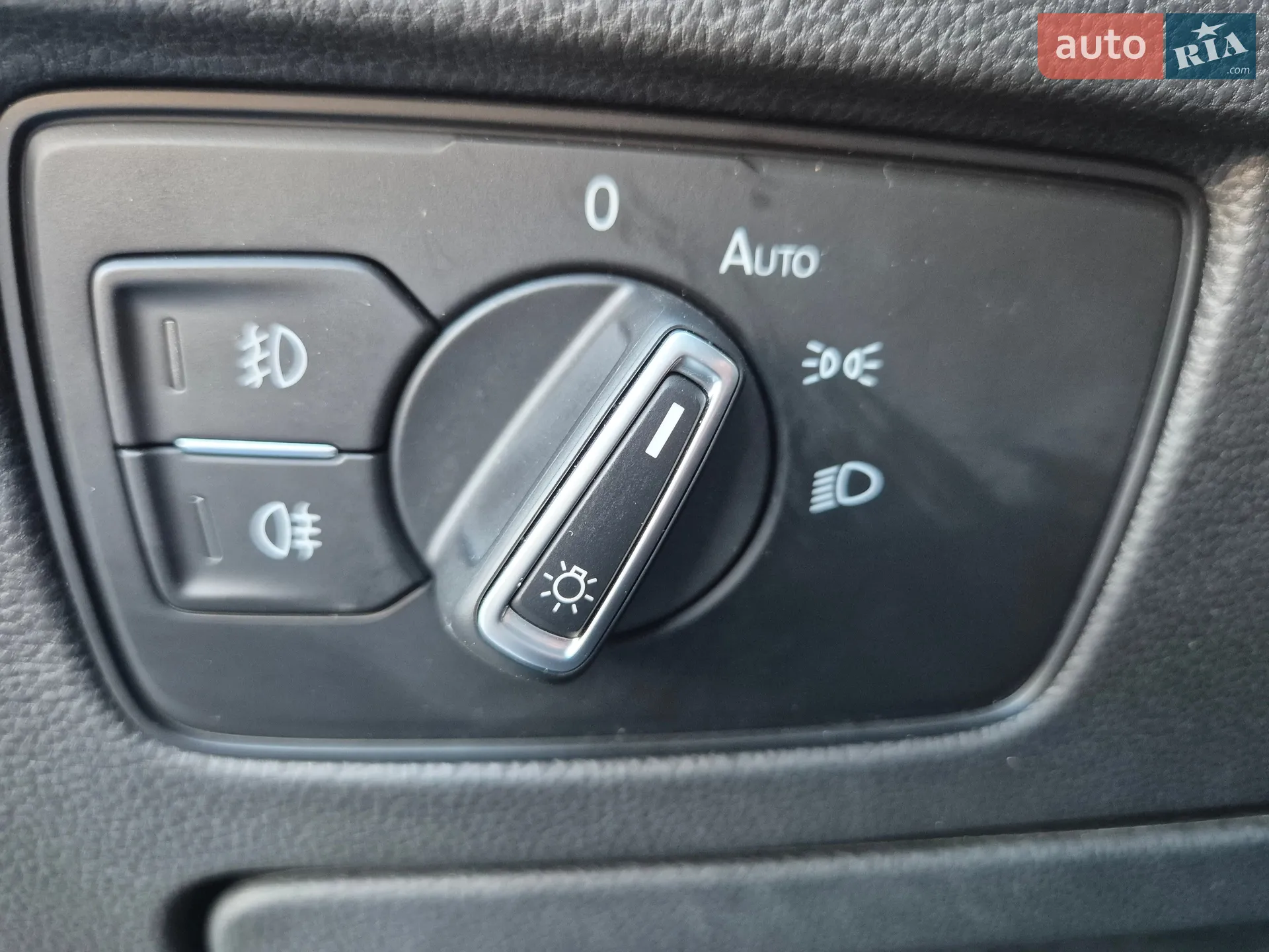 2019 Volkswagen Passat - мініатюра 32