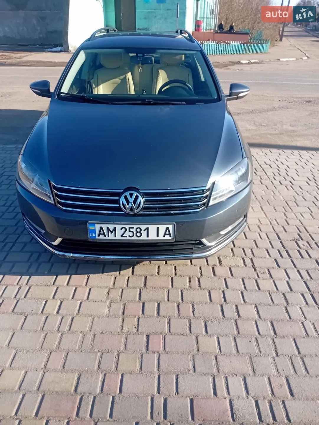 2013 Volkswagen Passat - мініатюра 2