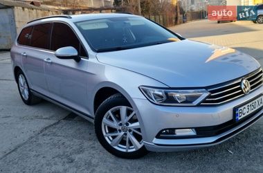Универсал Volkswagen Passat 2015 в Львове