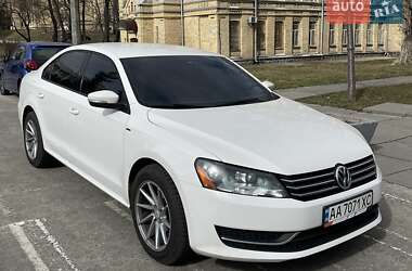 Седан Volkswagen Passat 2014 в Киеве