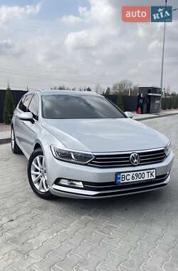 Универсал Volkswagen Passat 2015 в Львове