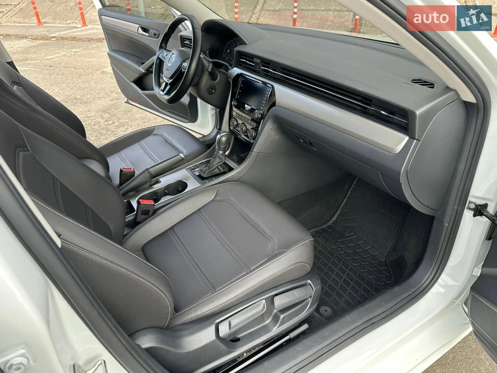 2020 Volkswagen Passat - мініатюра 29