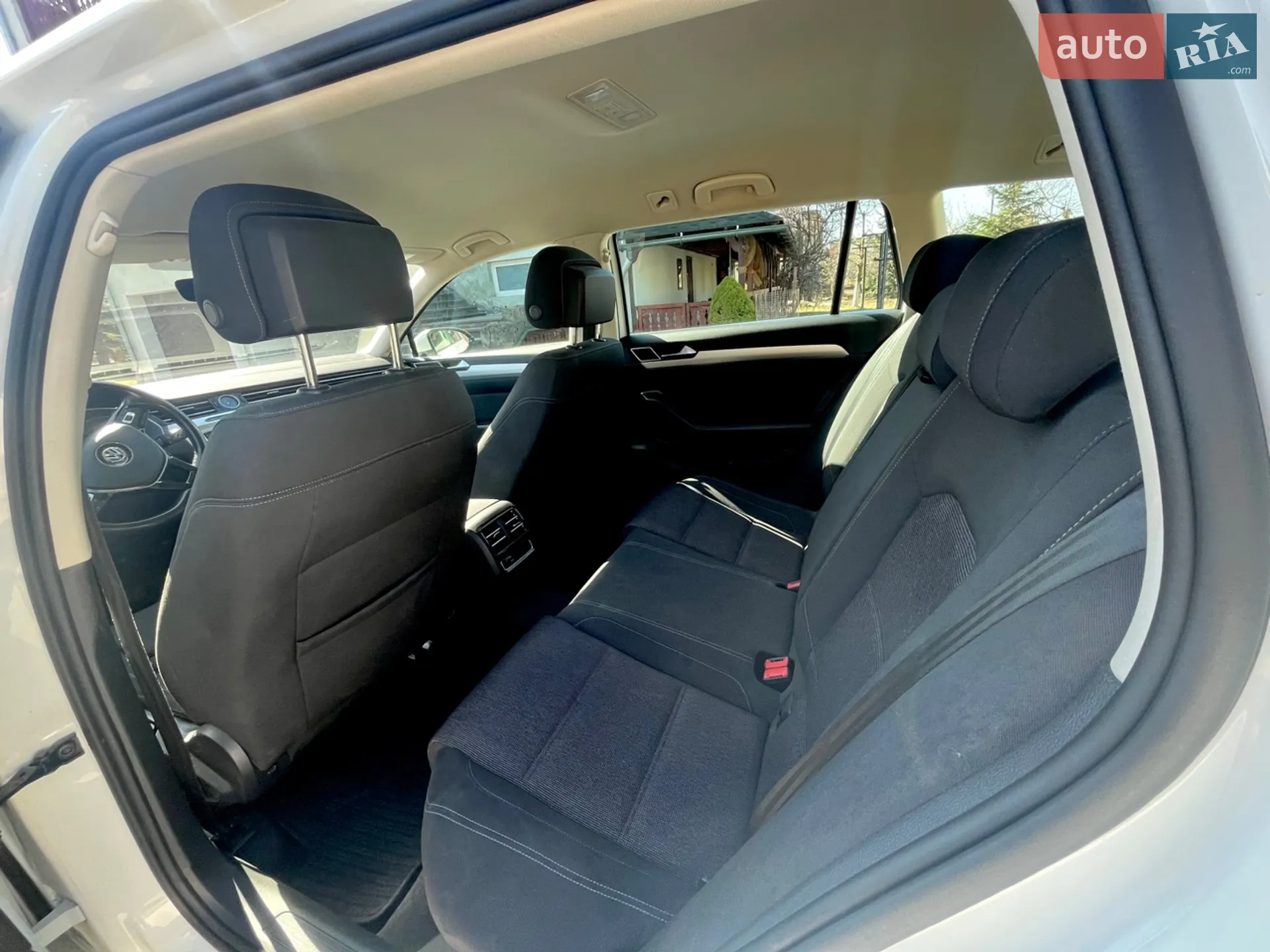2016 Volkswagen Passat - мініатюра 4