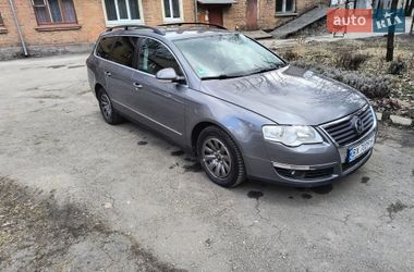 Универсал Volkswagen Passat 2006 в Хмельницком