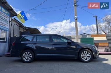 Универсал Volkswagen Passat 2017 в Нововолынске