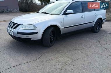 Універсал Volkswagen Passat 2001 в Лубнах
