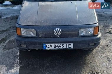 Седан Volkswagen Passat 1992 в Жашкове