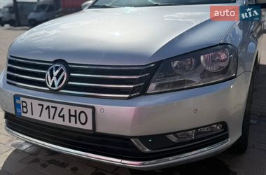 Седан Volkswagen Passat 2013 в Лубнах