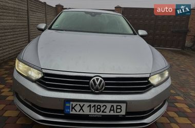 Універсал Volkswagen Passat 2019 в Харкові