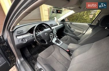 Седан Volkswagen Passat 2008 в Києві