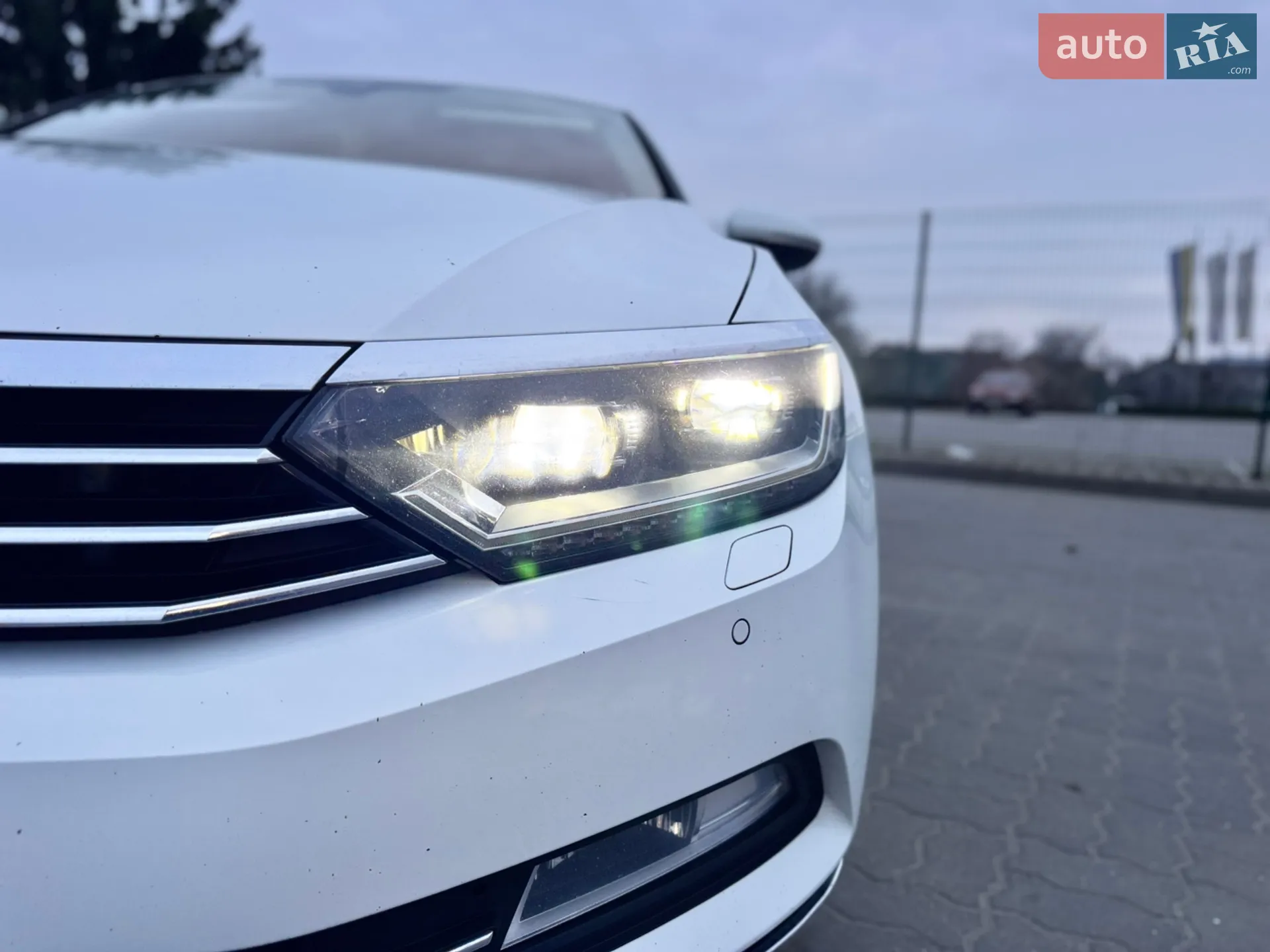 2015 Volkswagen Passat - мініатюра 39
