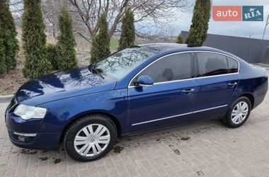 Седан Volkswagen Passat 2005 в Ровно