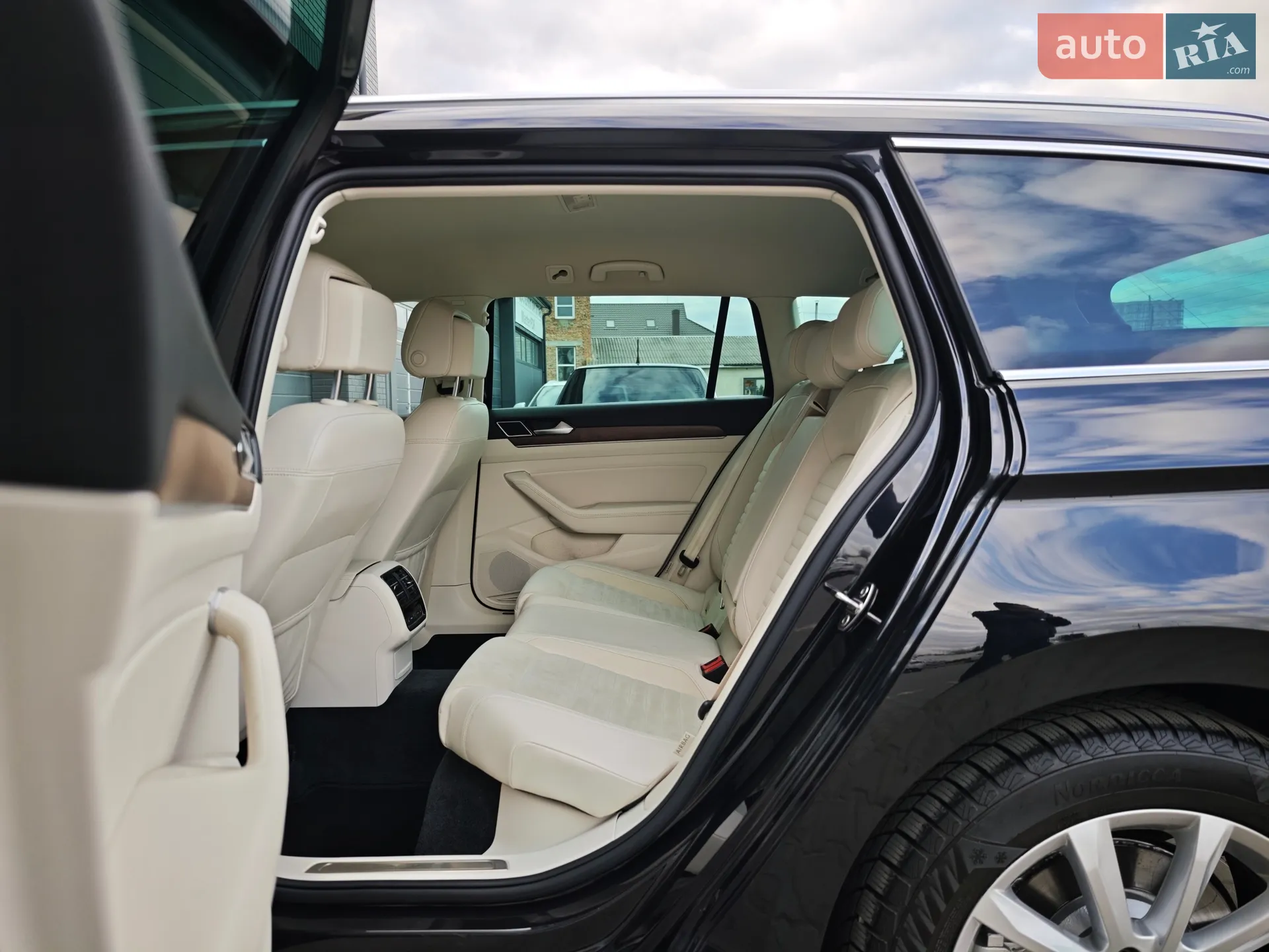 2015 Volkswagen Passat - мініатюра 43