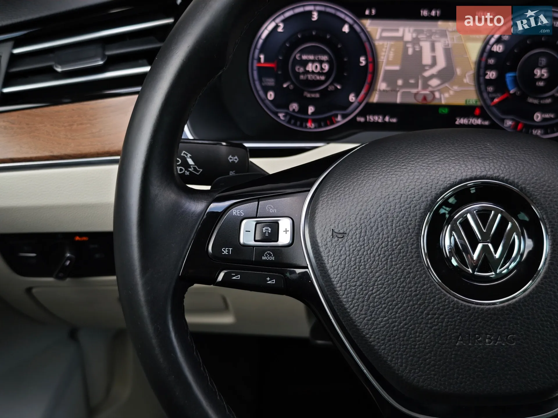 2015 Volkswagen Passat - мініатюра 30
